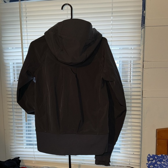 Fleece lined Lululemon zip up jacket S - Picture 7 of 10
